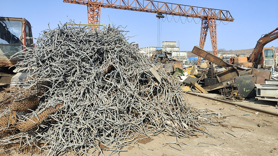 废旧钢铁回收